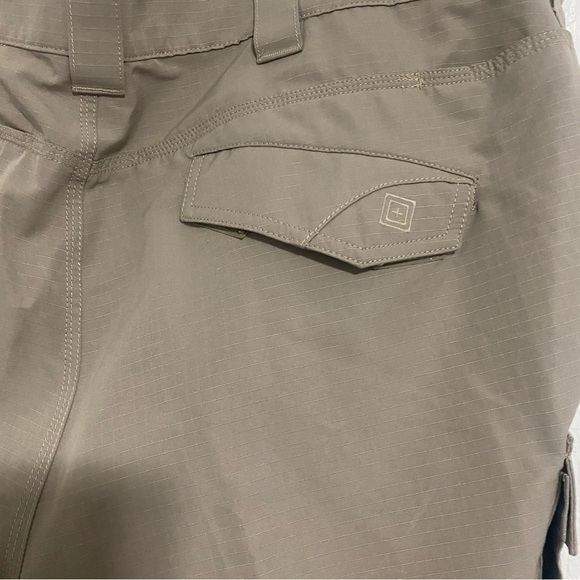 5.11 Tactical Men's Stryke Pants w/Flex-Tac Size 40x30 Mechanical Stretch - Picture 8 of 10